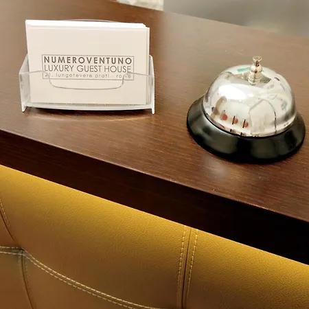 Numero 21 Luxury Affittacamere 3*